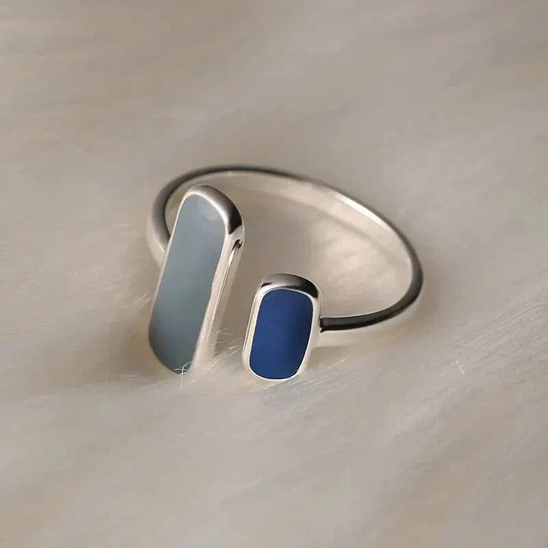 Vintage silver ring with a blue stone Jula Jewelry