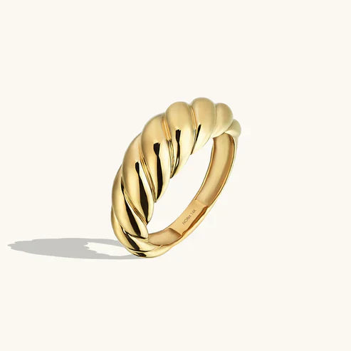 Croissant Circle. Jula Jewelry