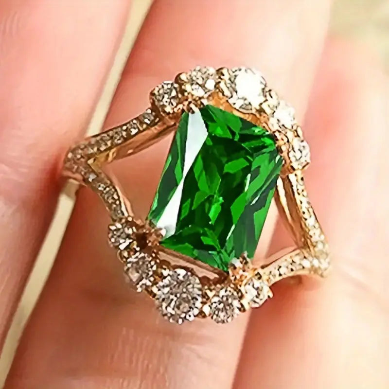 Emerald Gold Halo Ring Jula Jewelry