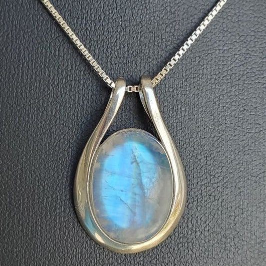 Vintage Opal White Necklace Jula Jewelry