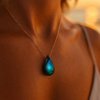 Lagoon | Labradorite Necklace Jula Jewelry