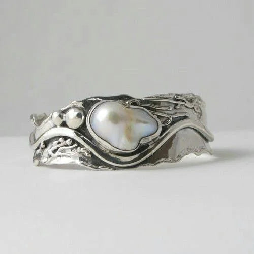 Vintage White Stone Silver Wave Ring Jula Jewelry
