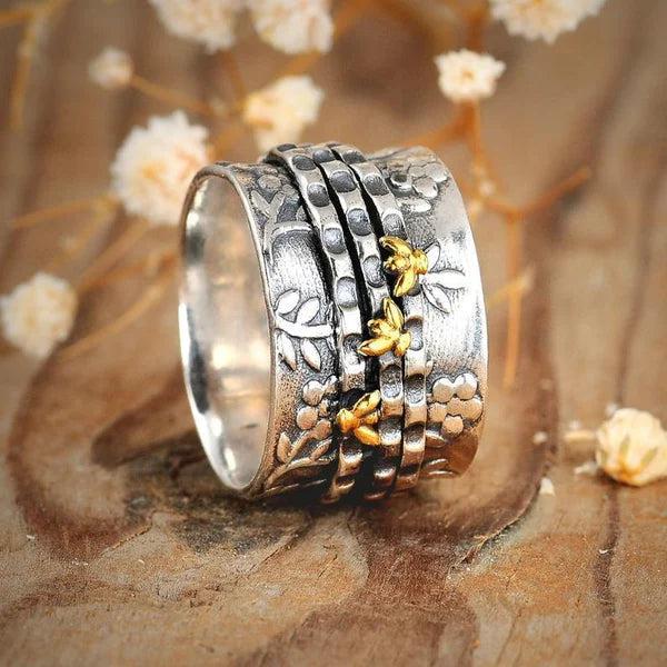 Petite Bee Blossom Ring. Jula Jewelry