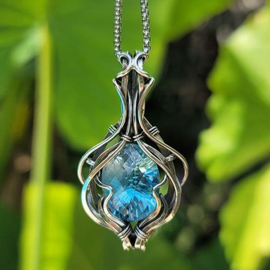 Silver Vintage Necklace in Blue Jula Jewelry