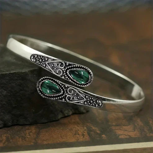 Esmeralda Devereux Bangle Jula Jewelry