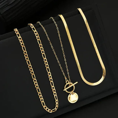 Savira Textured Coin Layered Pendant Necklace Jula Jewelry