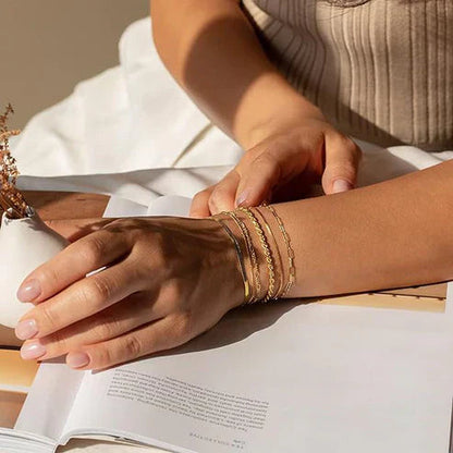 Isabella Vernetta bangle collection Jula Jewelry