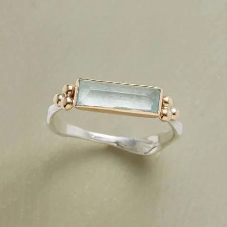 Vintage Off-White Rectangular Glass Ring Jula Jewelry