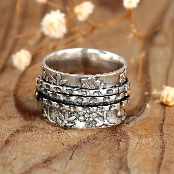 Petite Bee Blossom Ring. Jula Jewelry