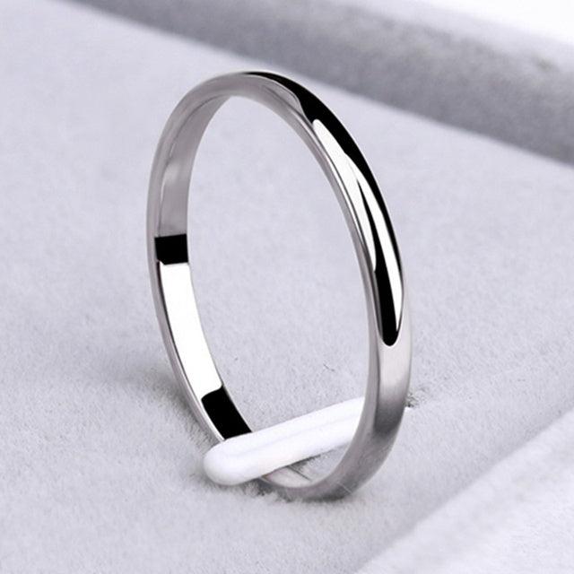 Simple ring crafted from gold and silver Jula Jewelry