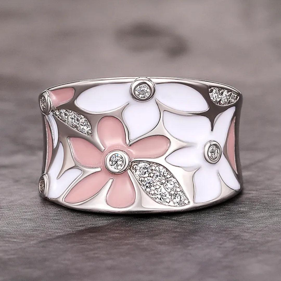 Vintage hand-painted glass ring Jula Jewelry