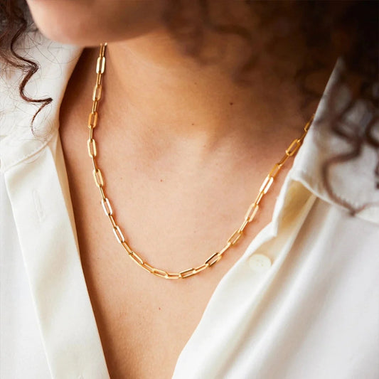 Elegant Gold Necklace. Jula Jewelry
