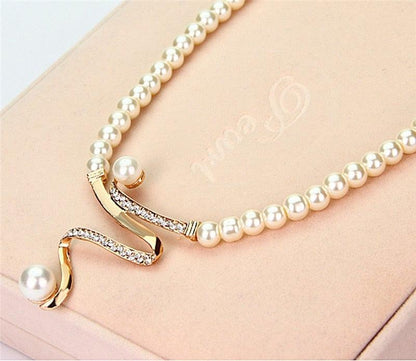 Natural Pearl Jewelry Set (Necklace + Earrings) Jula Jewelry