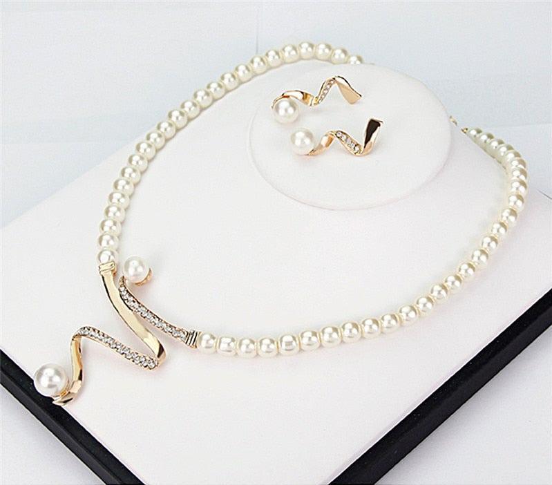 Natural Pearl Jewelry Set (Necklace + Earrings) Jula Jewelry
