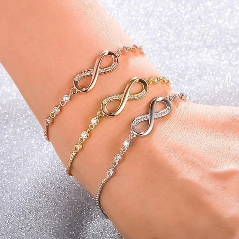 Adjustable Endless Bracelet in Silver Jula Jewelry