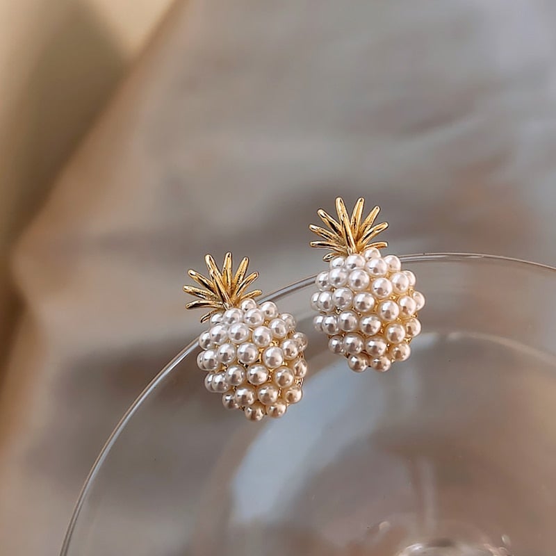 Gold Cluster Pearl Stud Earrings Jula Jewelry