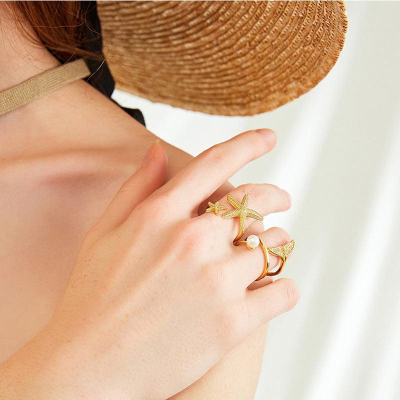 Adjustable Starfish Band in Silver and Gold Jula Jewelry