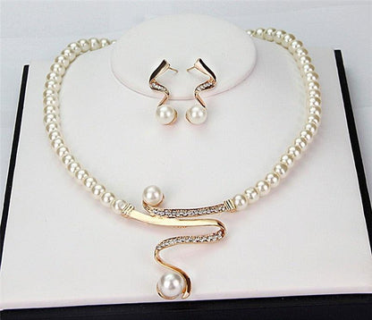 Natural Pearl Jewelry Set (Necklace + Earrings) Jula Jewelry