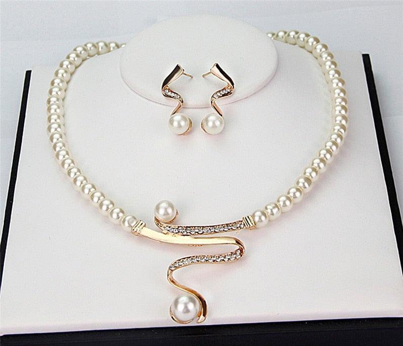 Natural Pearl Jewelry Set (Necklace + Earrings) Jula Jewelry
