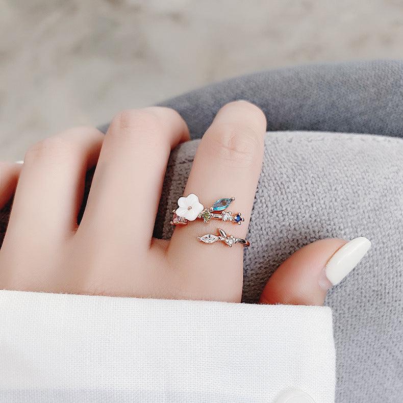Adjustable Ring Wildflower with Golden Gemstones Jula Jewelry