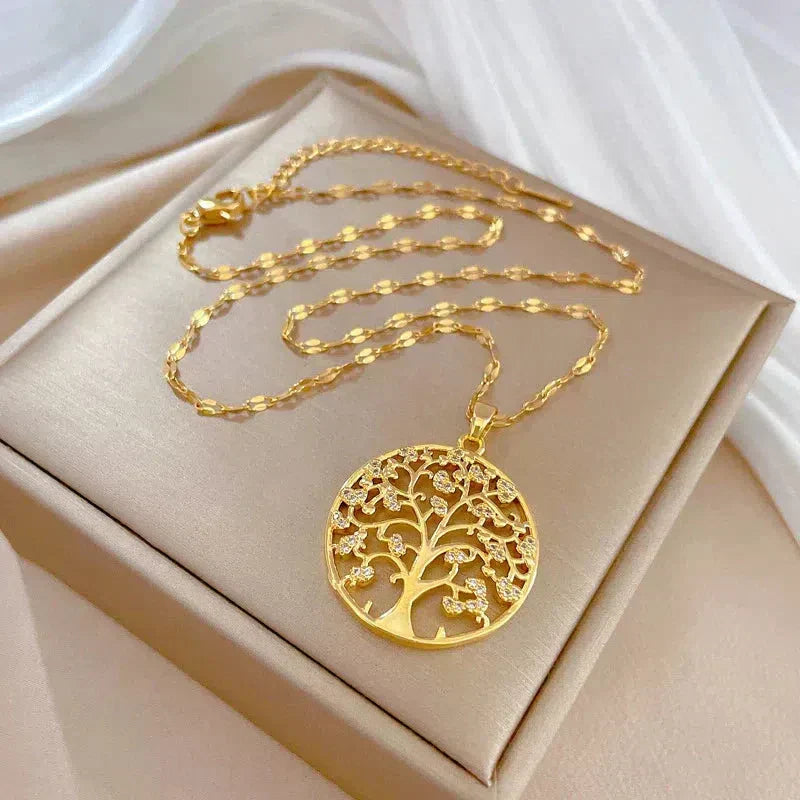 Roots of Life Pendant in Gold Jula Jewelry