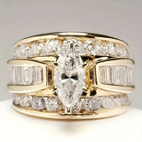 Radiant Gold Band. Jula Jewelry