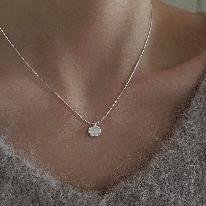 Classic Solitaire Pendant Necklace in Silver Jula Jewelry
