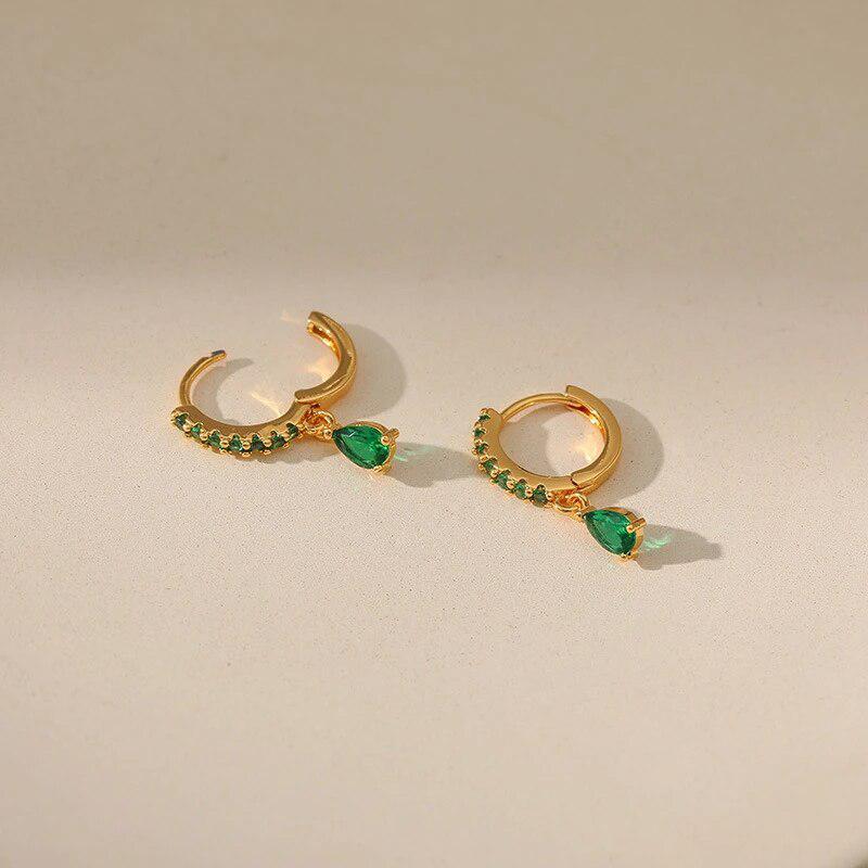Gold earrings with emerald and zirconia. Jula Jewelry