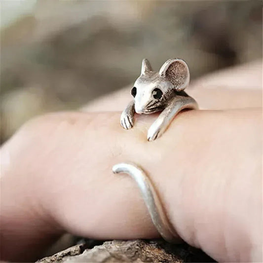Vintage Silver Rodent Ring Jula Jewelry