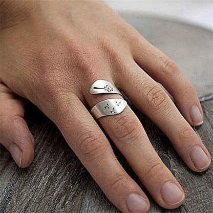 Adjustable Hand-Carved Daisy Ring Jula Jewelry