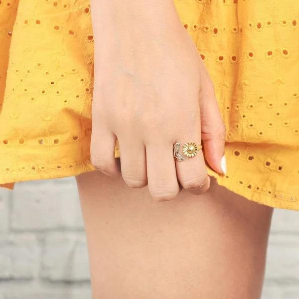 Adjustable Golden Sunflower Ring Jula Jewelry