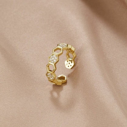 Golden Geometric Adjustable Ring Jula Jewelry