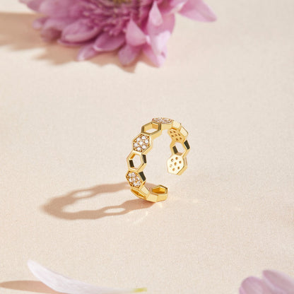 Golden Geometric Adjustable Ring Jula Jewelry