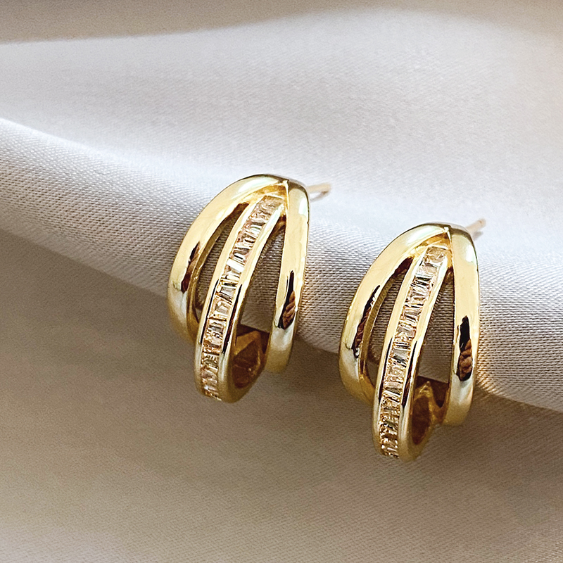 Triple Hoop Earrings in Gold Jula Jewelry