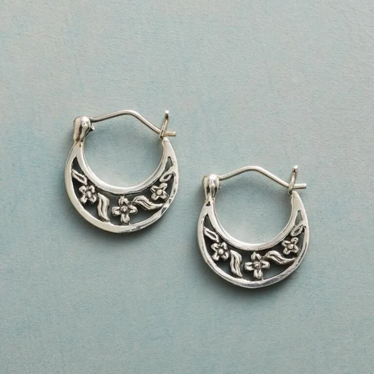 Silver-Plated Vintage Earrings with Floral Design Jula Jewelry