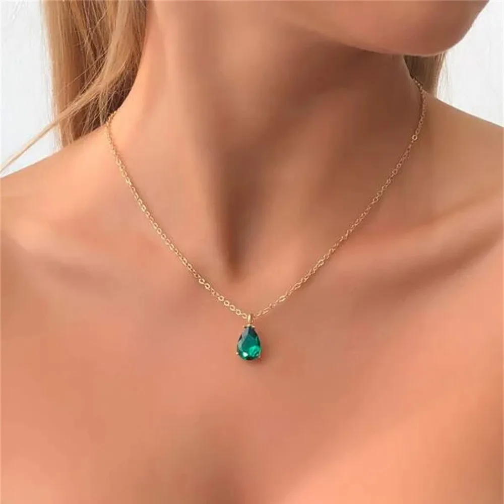 Vintage Emerald Crystal Necklace Jula Jewelry