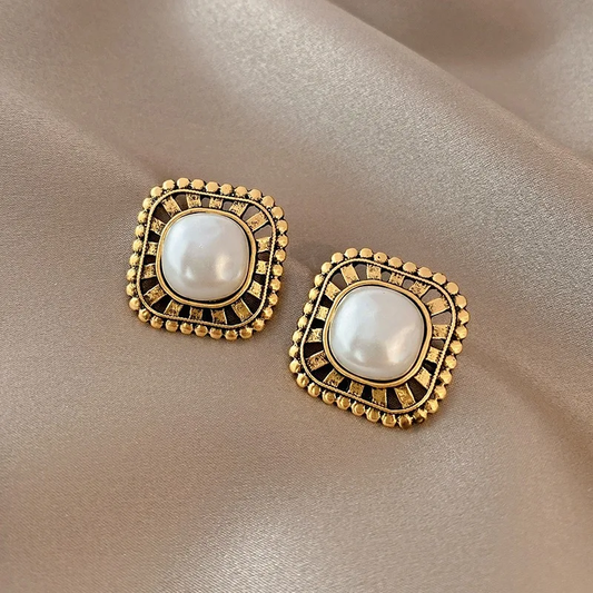 Gold-plated earrings with embedded pearls Jula Jewelry