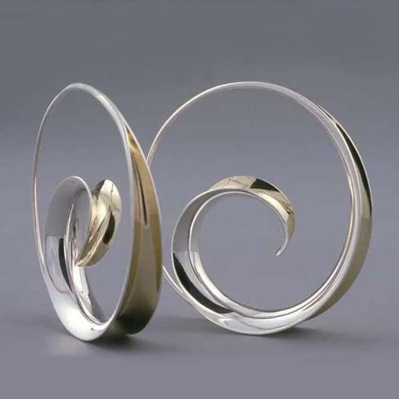 Vintage earrings with swirling waves Jula Jewelry