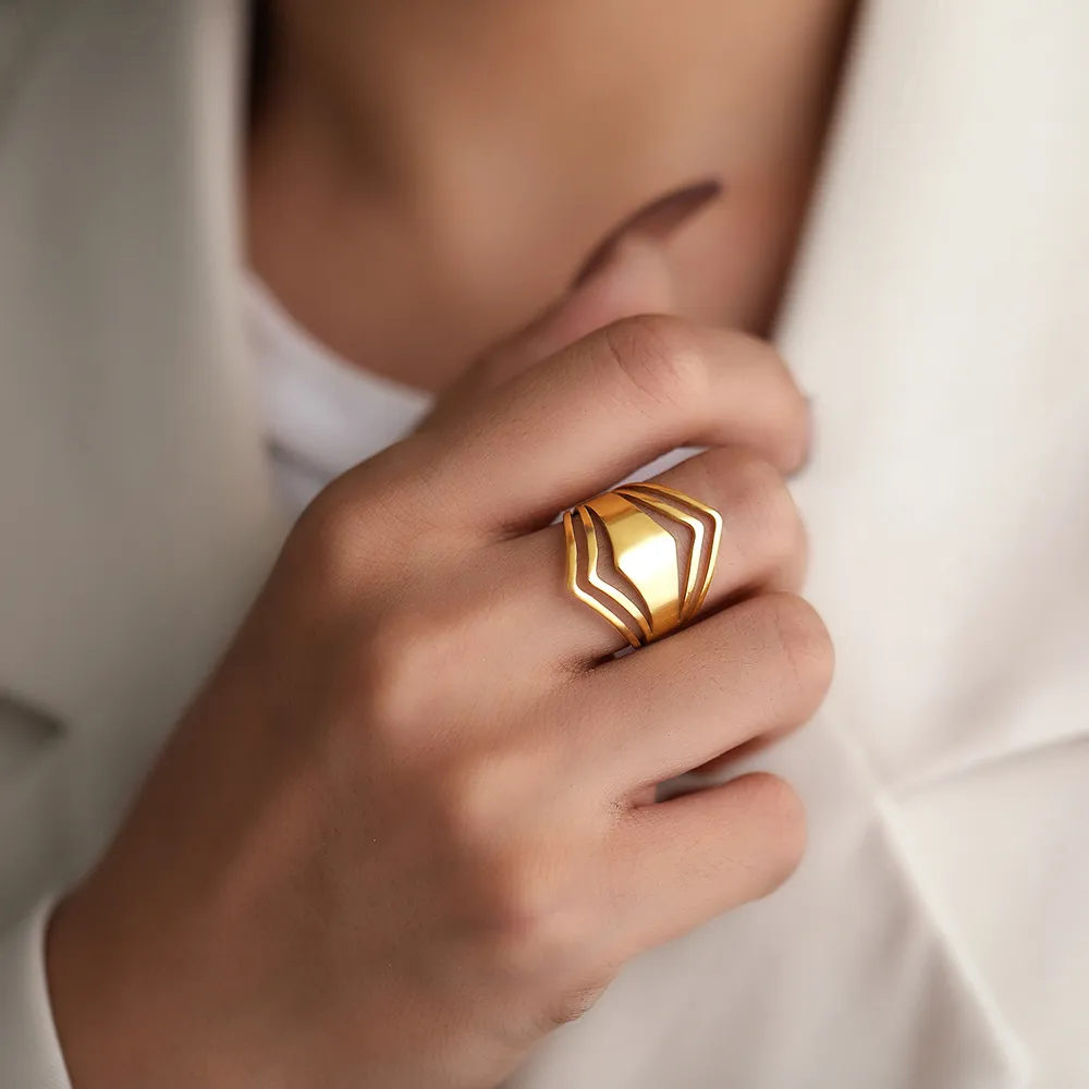 Elegant Gold Signature Ring Jula Jewelry