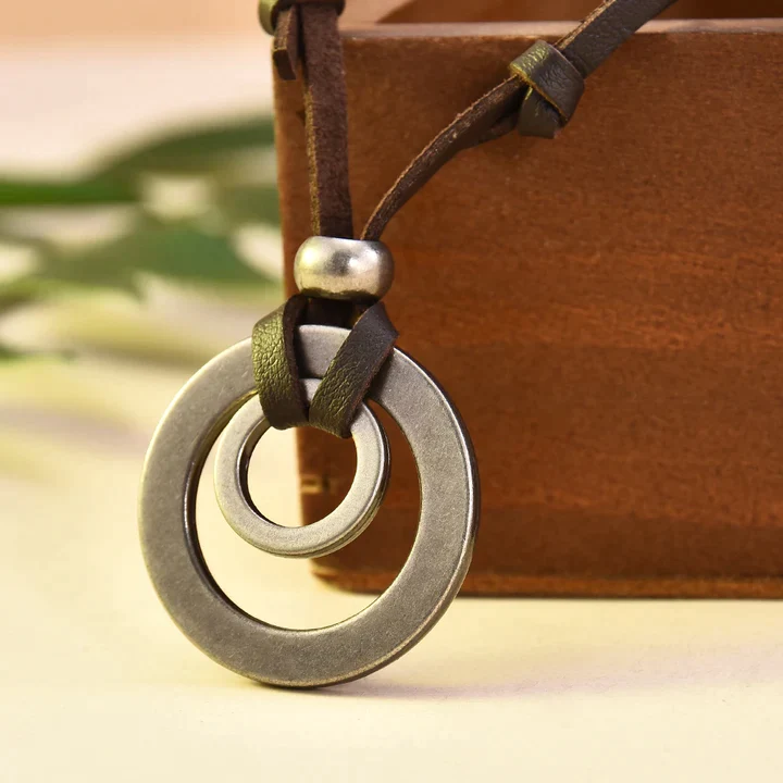 Silver-Plated Vintage-Style Leather Pendant Necklace Jula Jewelry