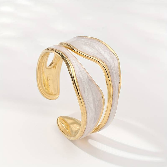 Vintage White Gold Band Jula Jewelry
