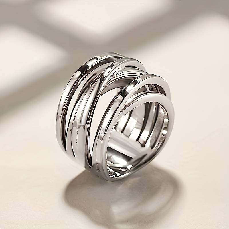 Layered Silver Ring in a Vintage Style Jula Jewelry