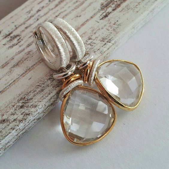 Vintage White Glass and Gold Earrings Jula Jewelry