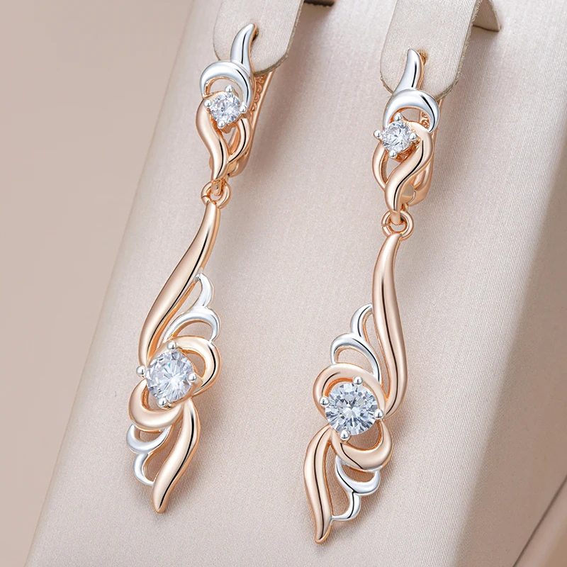 Elegant dangling earrings from Prifddinas. Jula Jewelry