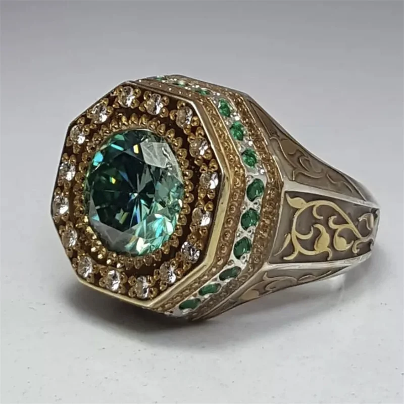 Vintage Brilliant Gold Green Ring. Jula Jewelry