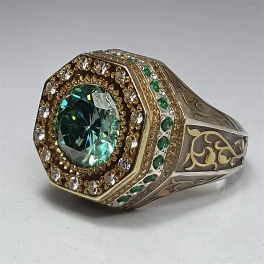 Vintage Brilliant Gold Green Ring. Jula Jewelry