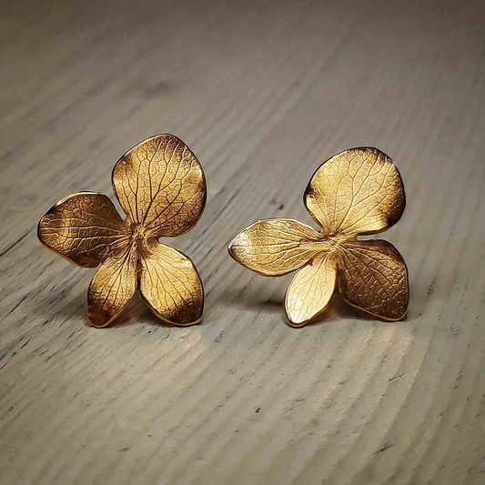 Vintage Gold Floral Earrings Jula Jewelry