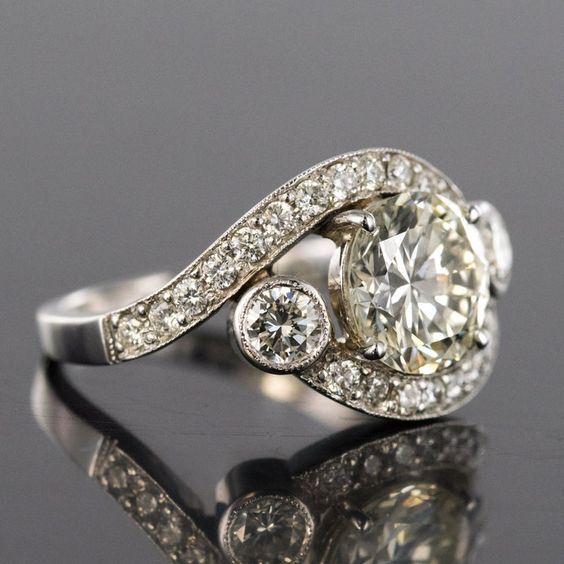 Shimmering Band in Crystal Silver Jula Jewelry