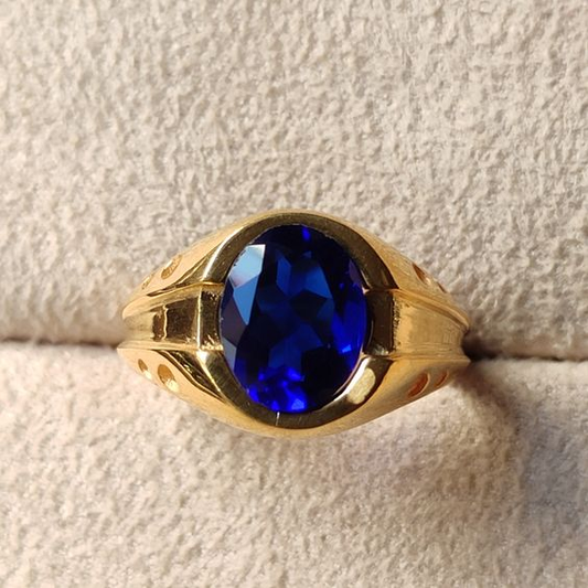 Vintage Blue Gold Ring with Round Design Jula Jewelry