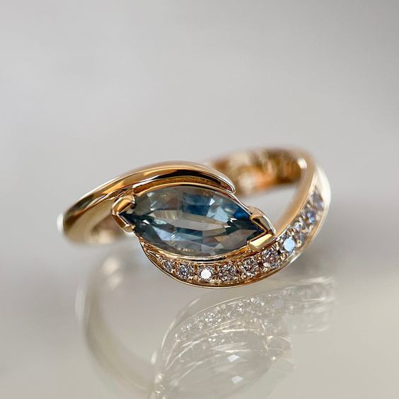 Vintage Radiant Blue Gemstone Ring Jula Jewelry